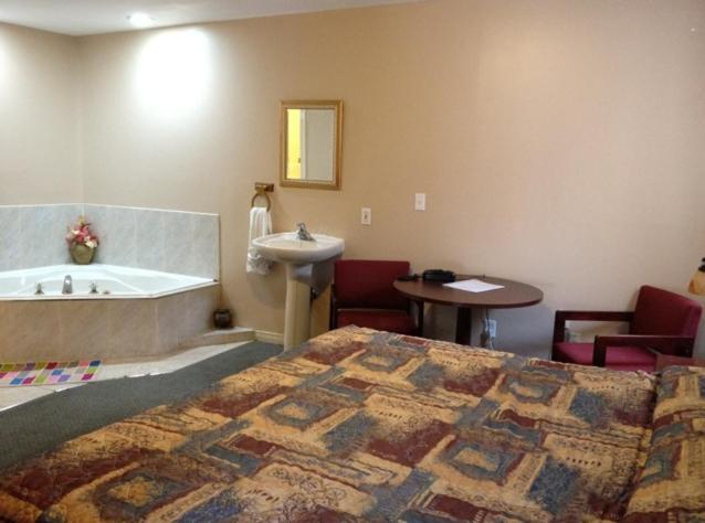Lotus Motel Cobourg Zimmer foto